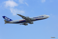 「青い空」が一番 NCA 747-8KZF JA18KZ 出発
