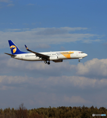 「良い天気」 Mogolian 737-800 EI-CSG 通過