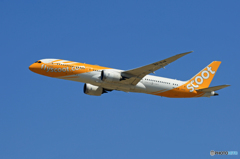 「空色」 scoot 787-9 9V-OJA  離陸です
