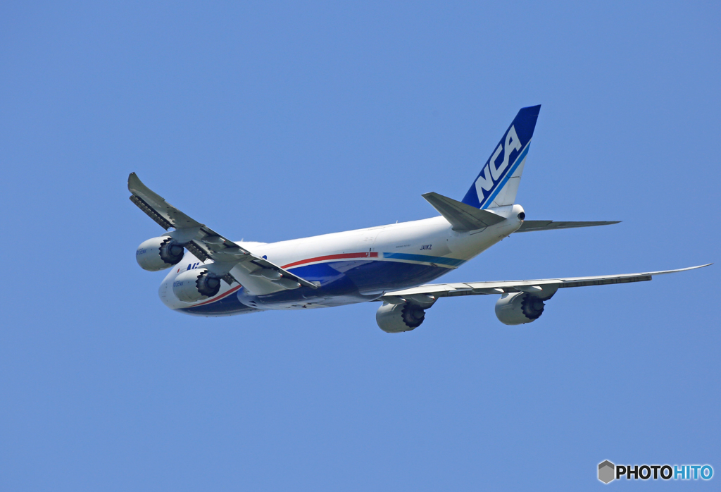 「SKY」 NCA ✈747-8KZF JA11KZ 出発です