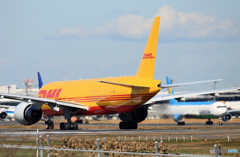 「スカイ」DHL AeroLogic 777-FBT  Takeoff