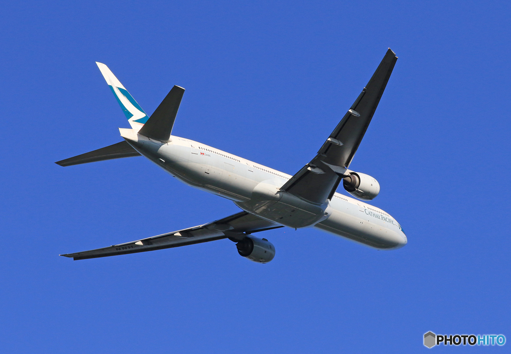 「SKY」 Cathay 777-367 B-HNN 飛行