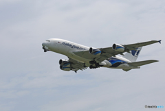 [青い空] Malaysia A380-841 9M-MNB 離陸