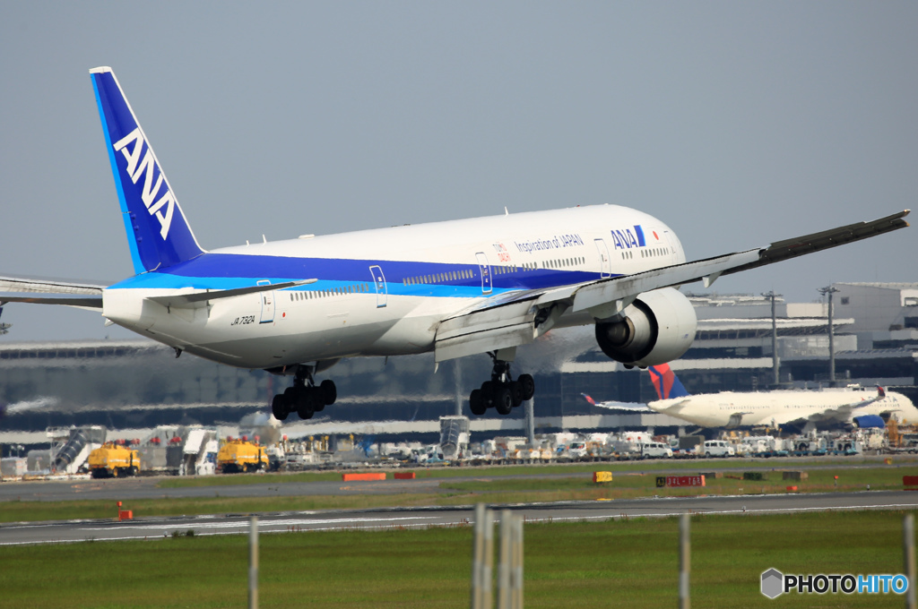 「良い天気」 ANA 777-381 JA732A Landing