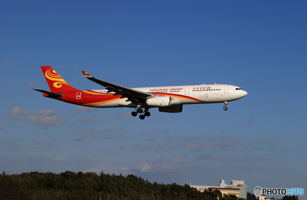 「はれー」香港航空 A330-343 B-LNN  到着