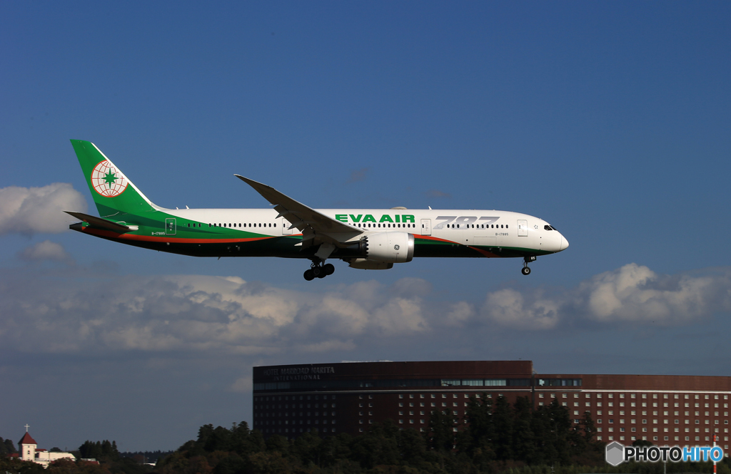 「すかい」EVA 787-9 B-17885 着地前