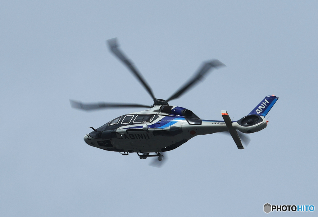 「青色」☮ Airbus Helicopters ☮