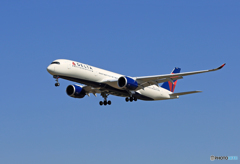 [青い空] Delta A350-941 N505DN 到着