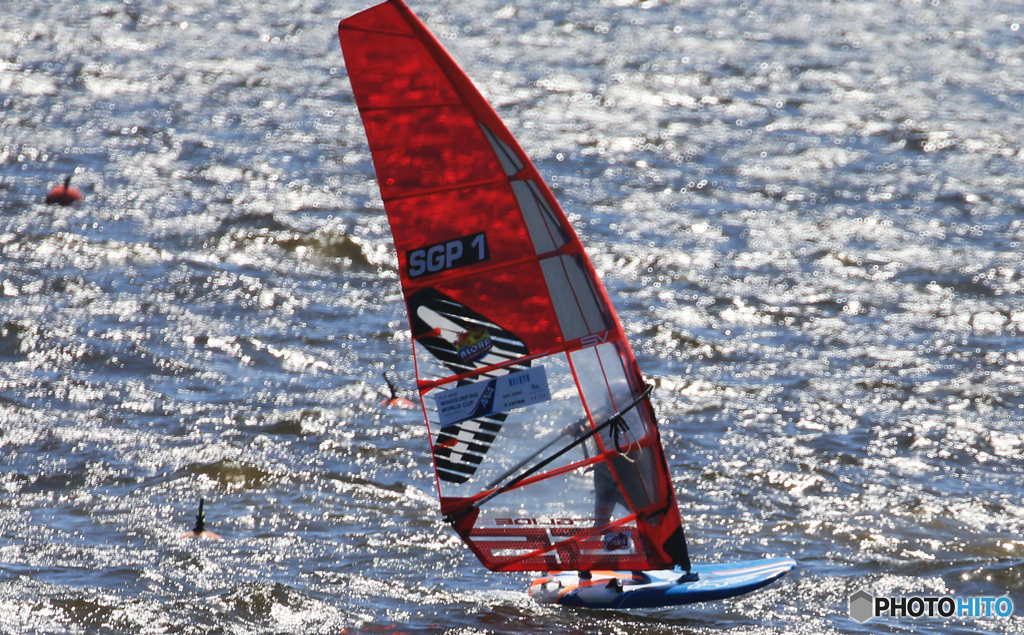 「青い海」風とともに~