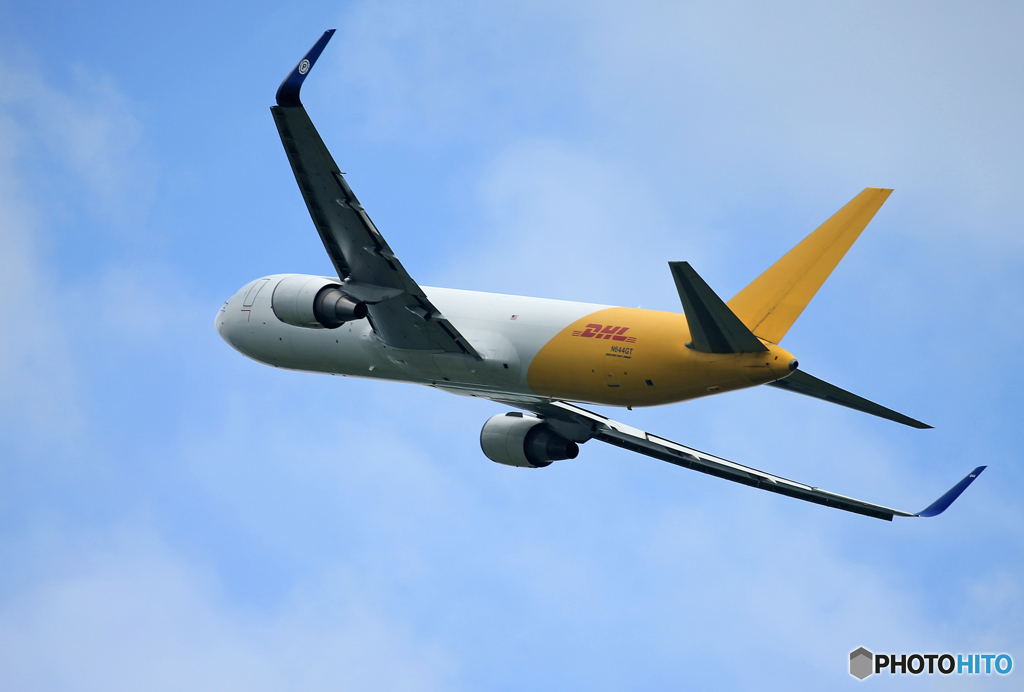 ☆「ブルー」コロナ禍で活躍する貨物機 POLAR 767