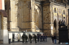 プラハ城（２７４）衛兵の交替式