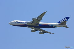 「すかい」 NCA ✈747-8KZF JA11KZ 出発
