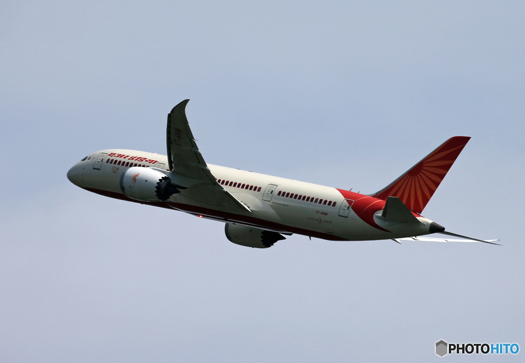[青い空]  Air India 787-8 VT-ANW  Takeoff 