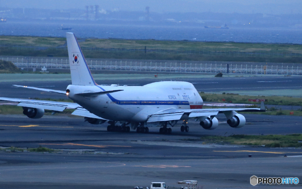 「晴れ」 Korean 747-4B5 10001 Takeoff