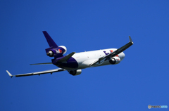 [青い空] FedEx MD-11 N613FE  Takeoff  