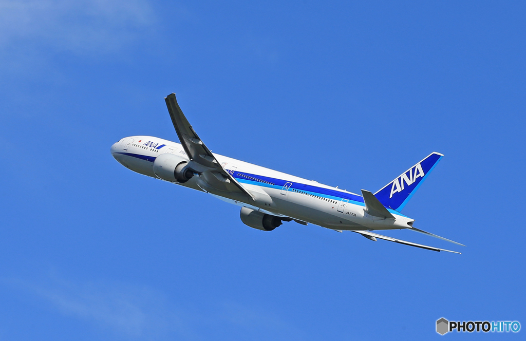 「良い空～」ANA 777-381 JA777A 出発です