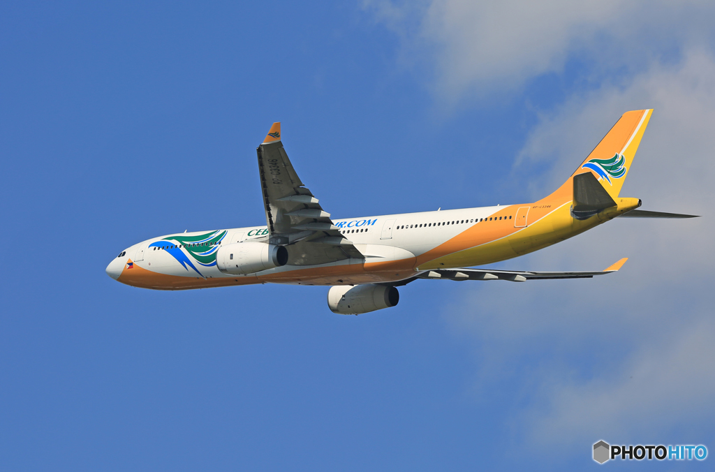 「青が好き」 CEBU A330-343 RP-C3346 離陸 です