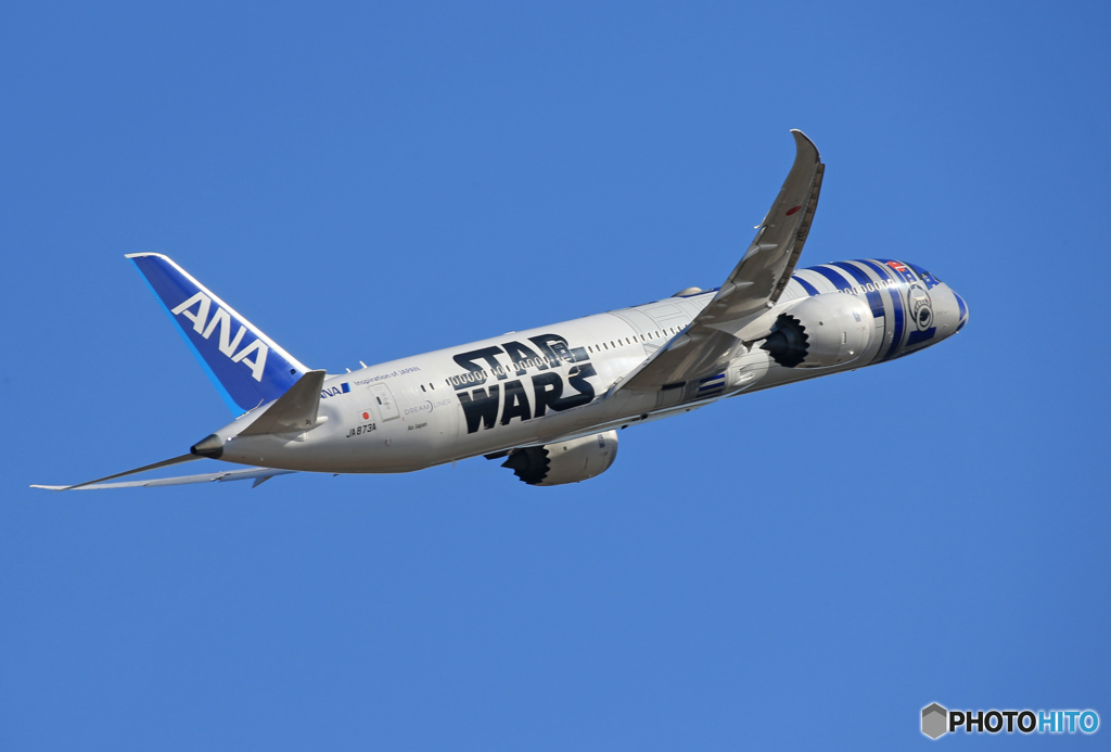 「真青の空」 STAR WARS 787-8 JA873A 飛ぶ