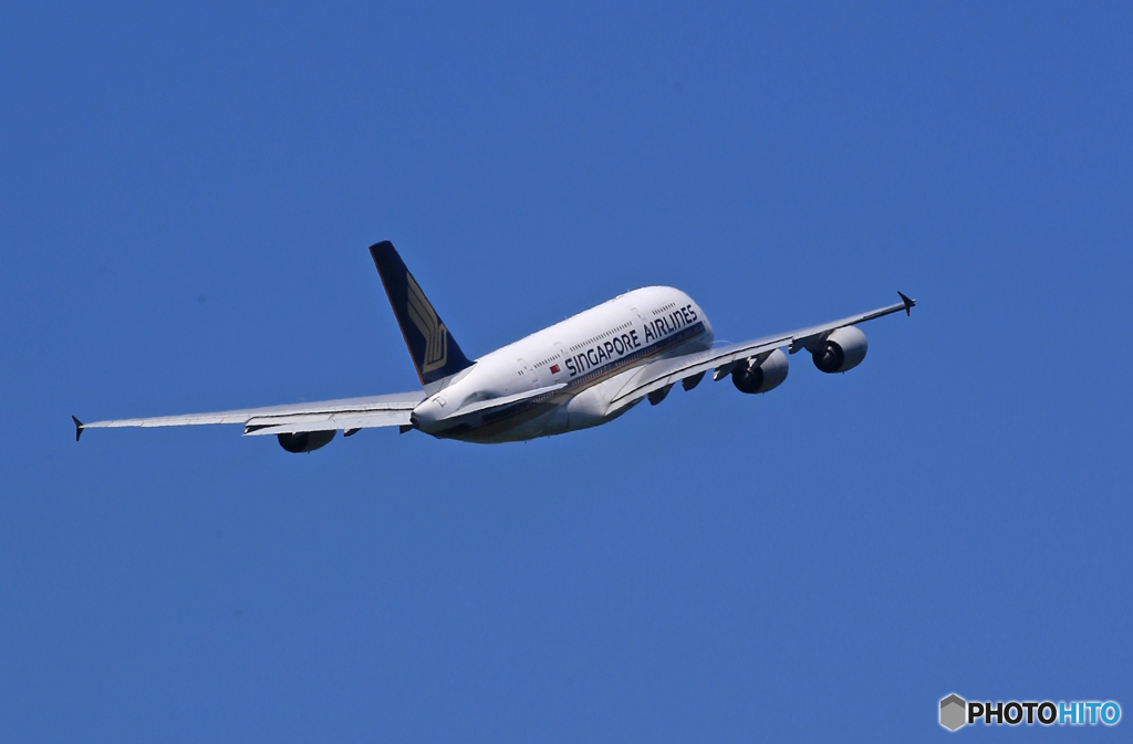 「青い空」が一番 Singapore A380-841 Takeoff  