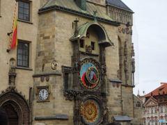 プラハ(93)メンテにより600年動き続ける天文時計