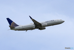 「はれ」 UNITED 737-800 シミターN77295 飛び立ち