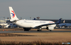 「すかい」 中国東方 A330-343 B-1049 飛行