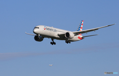 「すかい」 American 787-8 N821AN Landing