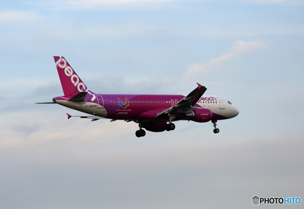 「良い天気」 Peach A320-214 JA820P 飛行