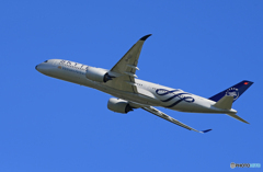 ☀「青い空」が一番 Vietnam A350-941 VN-A897離陸