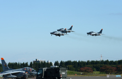 ☮休憩ﾀｲﾑ(646)  Kawasaki T-4