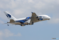「SKY」 マレーシア A380-841 9M-MNC Takeoff 