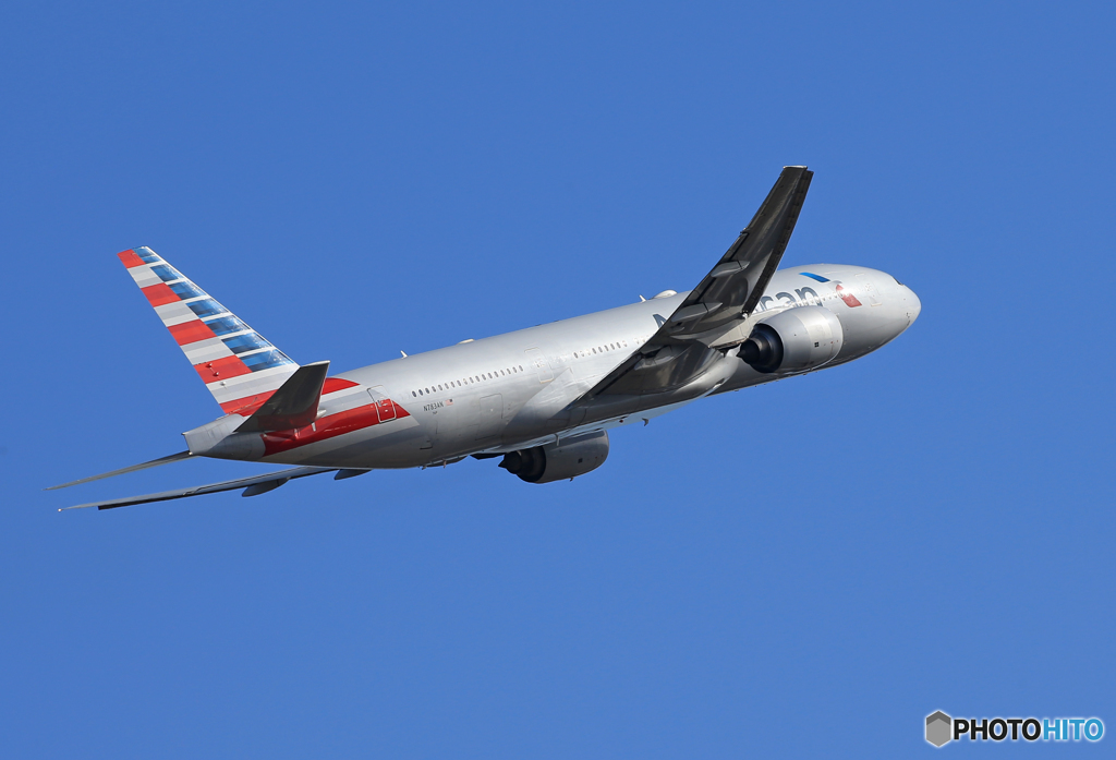 「良い天気」 American 777-200 N783AN離陸