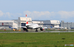 「SKY」 Austrian 777-2Z9 OE-LPD 離陸