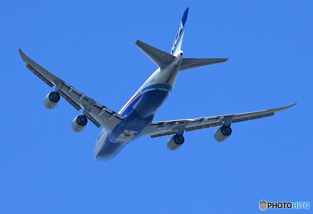 「ブルー」 NCA 747-8KZF JA14KZ 出発