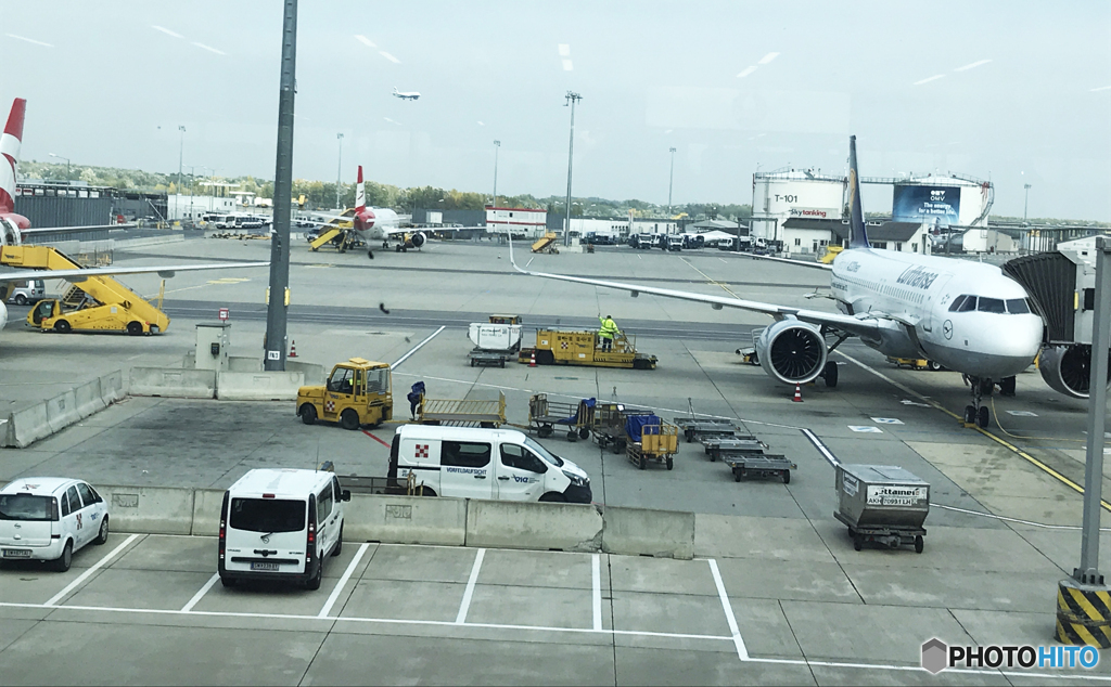 「良い空～」ウイーン国際空港 の 風景