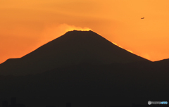 「夕焼け」ダイヤモンド富士の日と✈️飛行機✈️