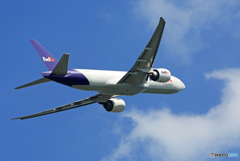 「青が大好き」 FedEx 777-FS2 N854FD Takeoff 