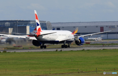 「真青の空」 British 787-8 G-ZBKS 飛ぶ