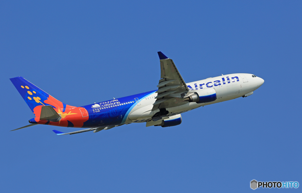 「青色」 Air Calin A330-202 F-OJSE Takeoff