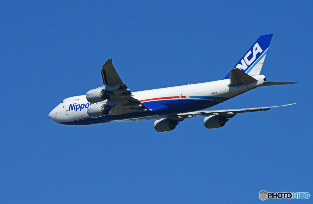 [青い空]　NCA 747-8KZF JA11KZ　Takeoff 