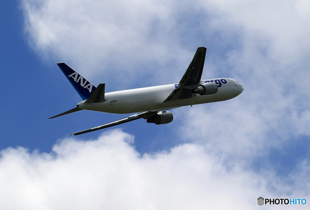 「ぶるー」成田で活躍する貨物機・例年の２倍