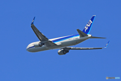 「青が好き」 ANA 767-381 JA627A 離陸 です
