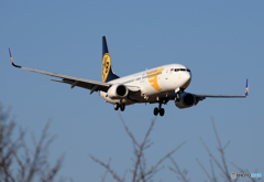 「良い天気」 MONGOLIAN 737-800 EI-CXV着陸