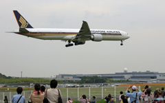 「そらー」 Singapore 777-300 9V-SWN 来た～