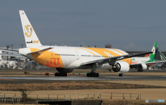 「スカイ」 nokscoot 777-212 HS-XBC 離陸