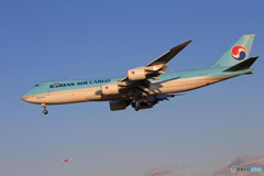 「良い天気」 Korean 747-8 HL7693 通過