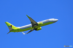 「良い天気」 JIN AIR 737-8B5 HL7565 出発です
