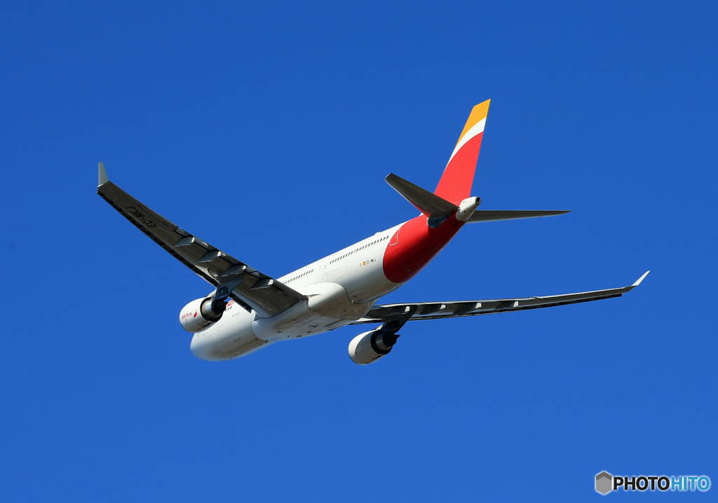 「青が好き」 IBERIA A330-202 EC-MKJ離陸します