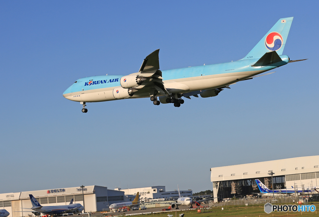 「青い空」が一番 Korean 747-8 空港・風景