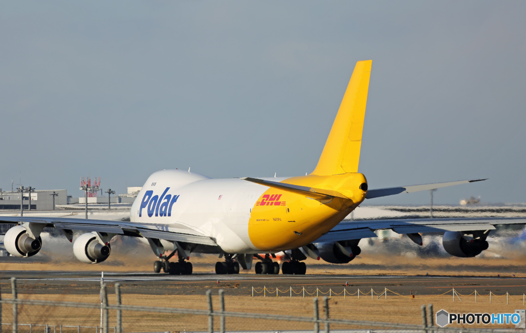 「良い空～」 POLAR 747 N451PA離陸 です